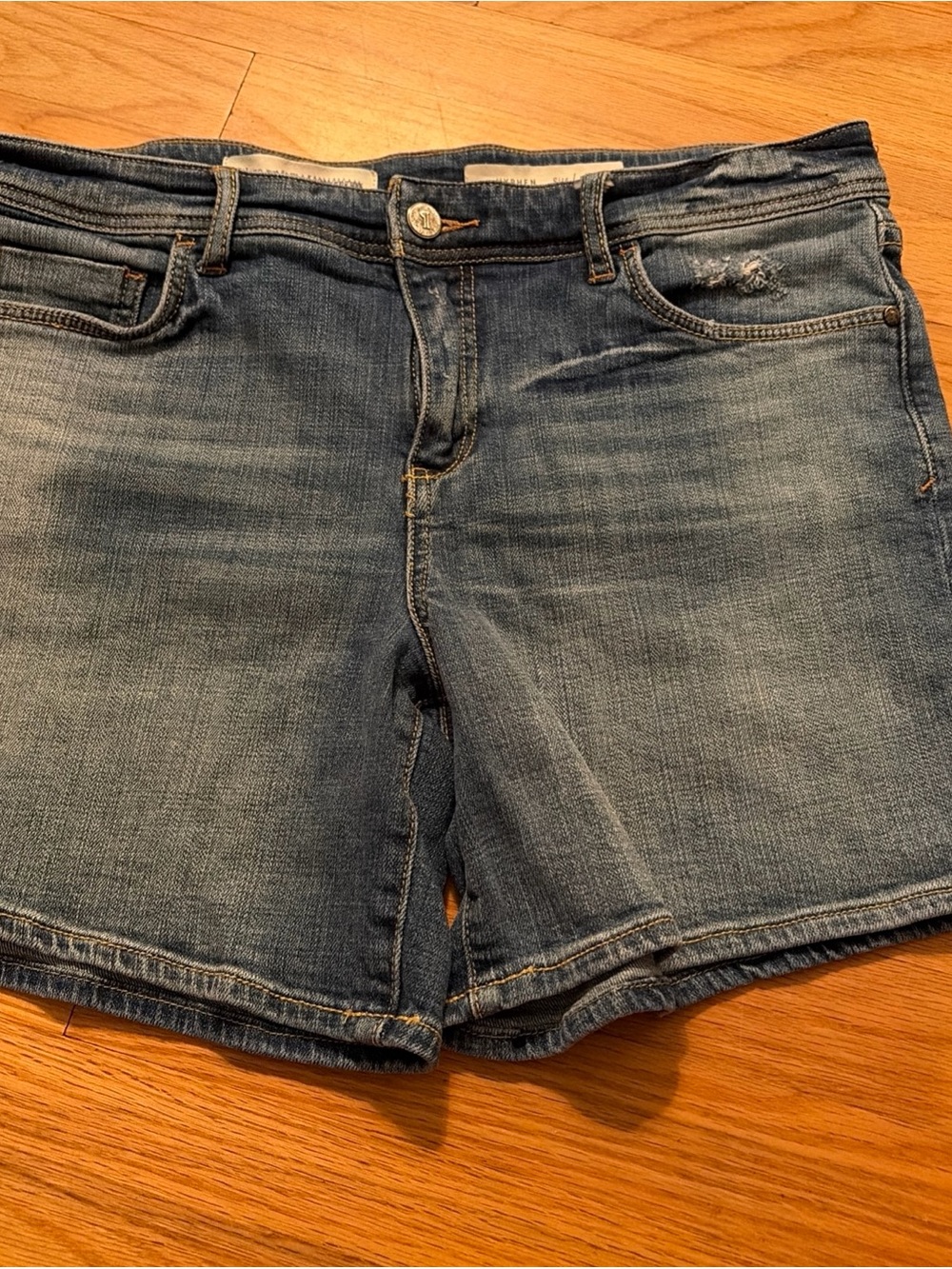 Pilcro and the letterpress Hyphen Mid-Rise Denim Jean Shorts